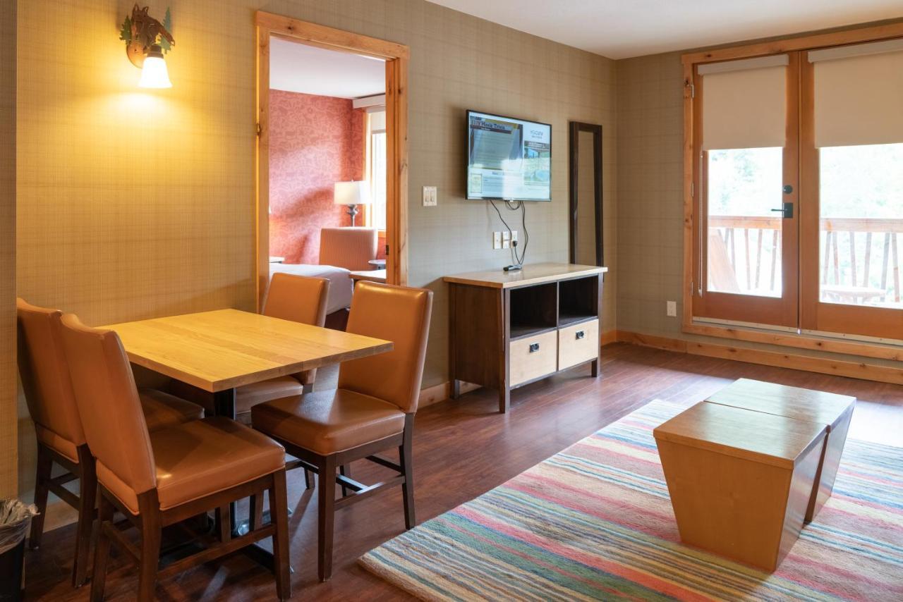 Superior One-Bedroom Suite Balcony,1011187489:JPEG
