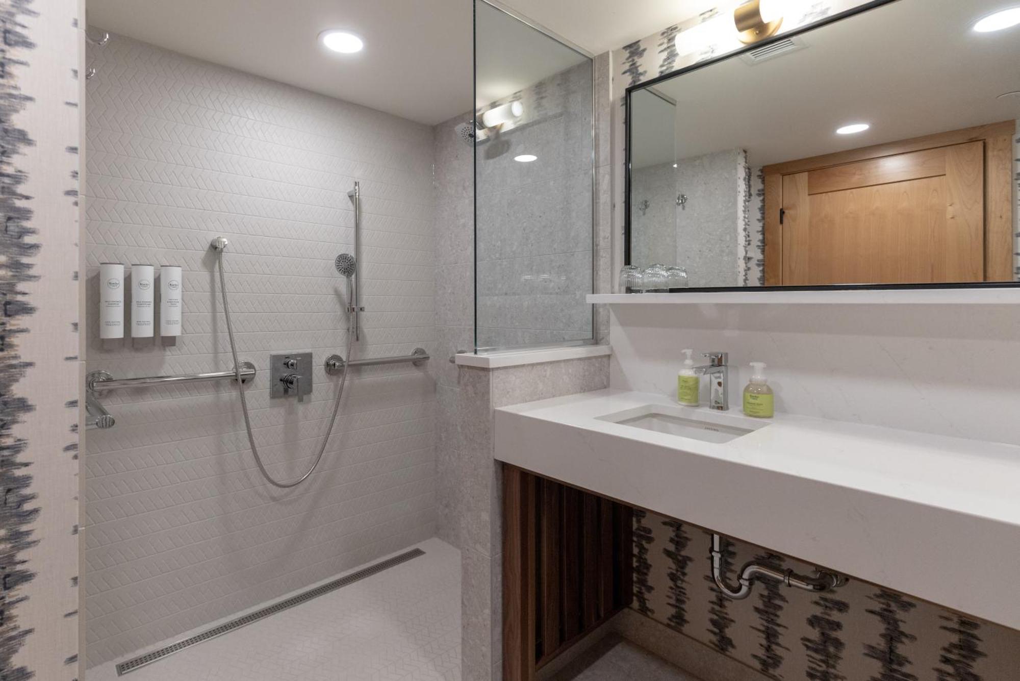 Superior 2 Queen Room Accessible