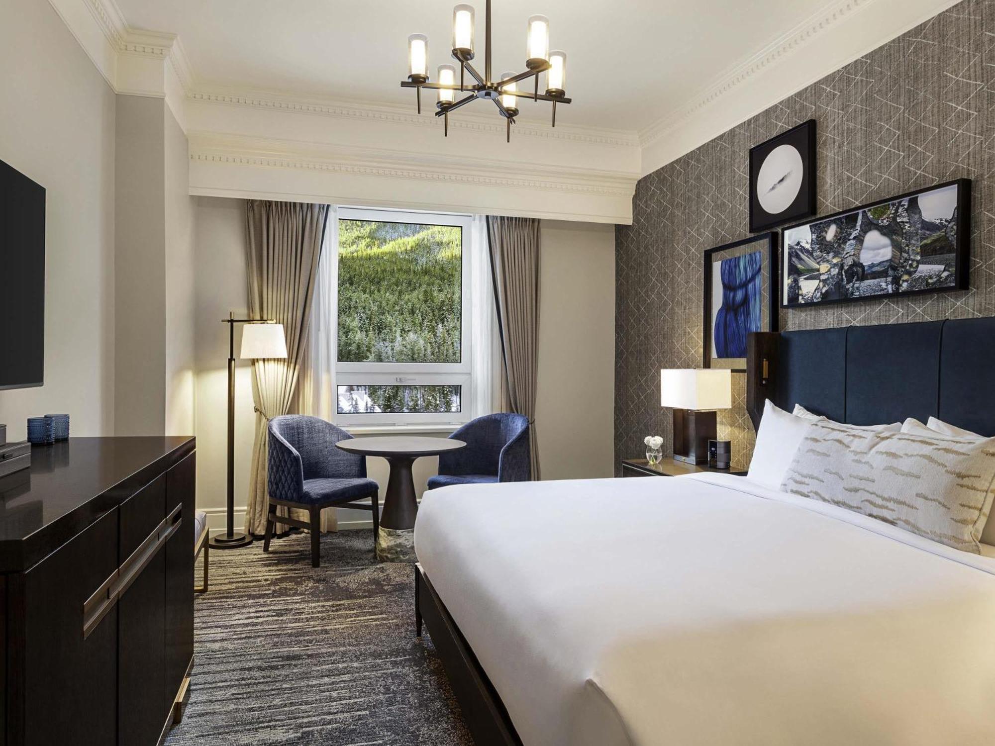Fairmont 1 King Room